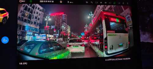 疯狂出租车-专注于利州本地信息和服务为一体的网站利州江畔